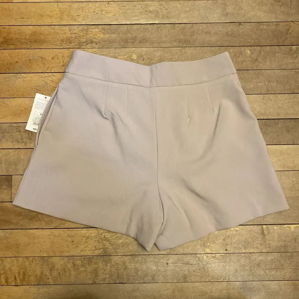 A New Day Shorts Women’s Size 8 NWT Beige Stretch 4” Inseam